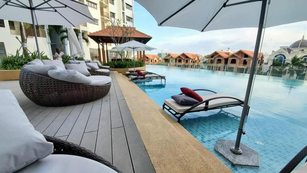 Can Ho Cao Cap Co Ho Boi Tai Bien Hoa Exterior photo